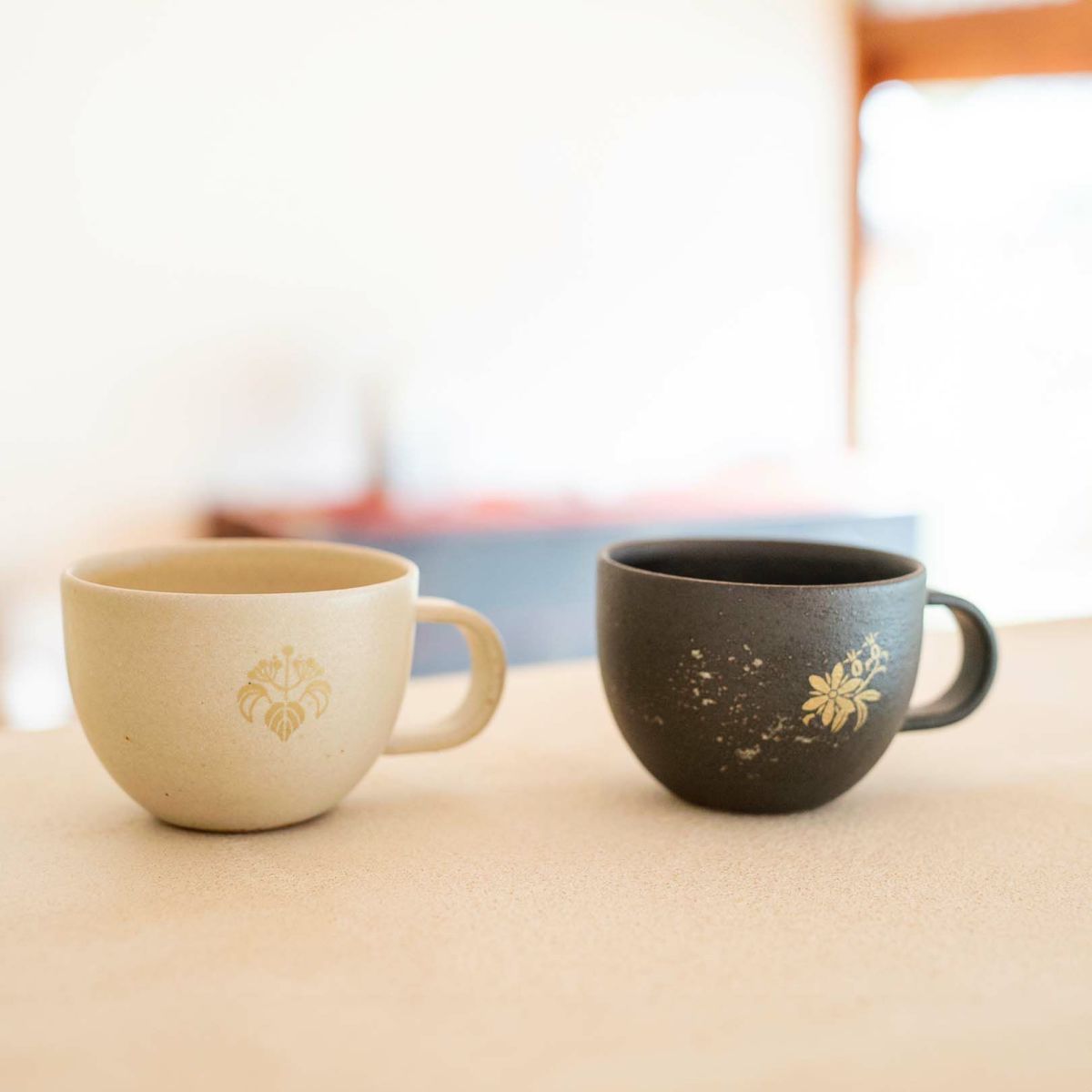 Meizangama 花朵圖案馬克杯(單一)