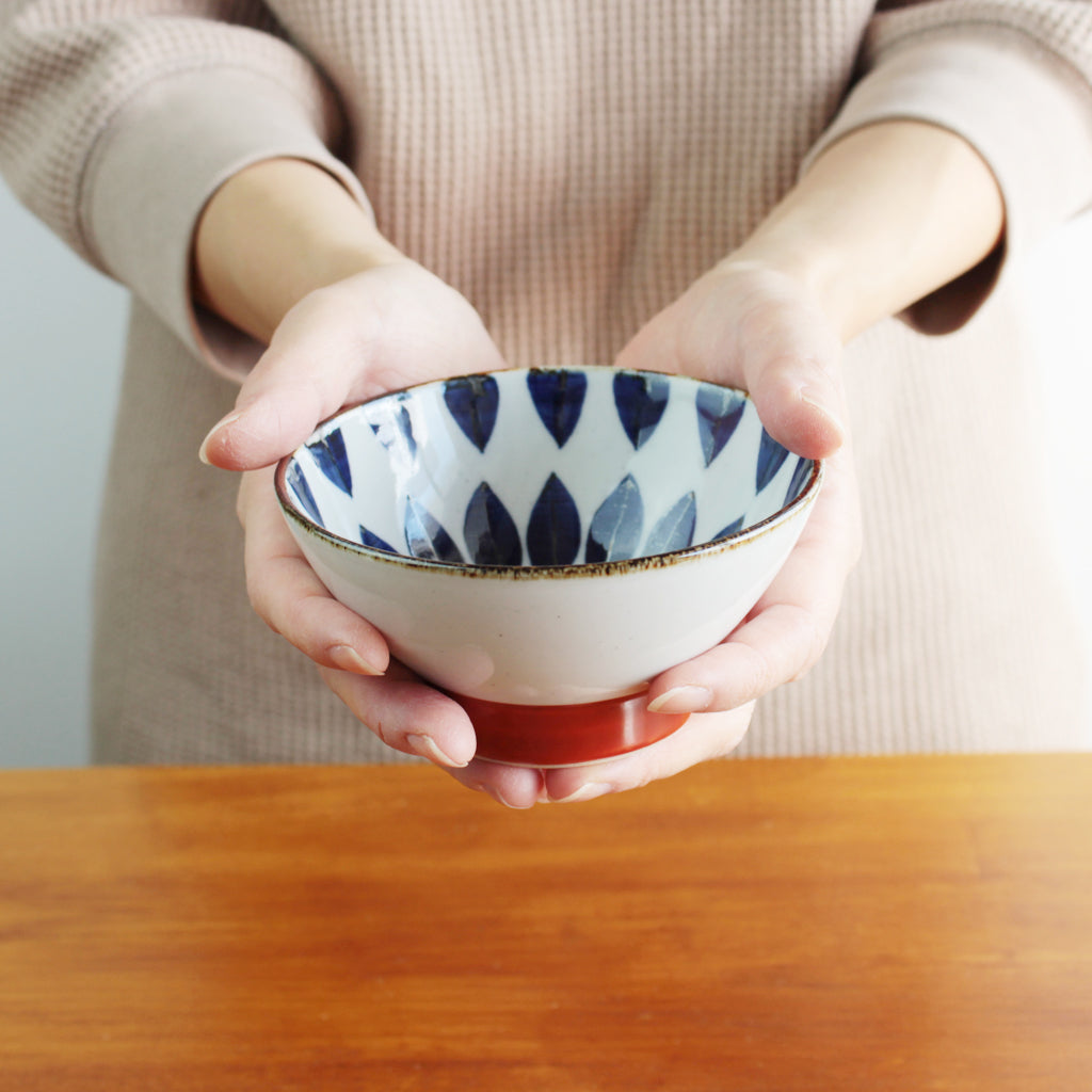 翔芳窯 波佐見焼 ブルーフラワー 夫婦茶碗セット