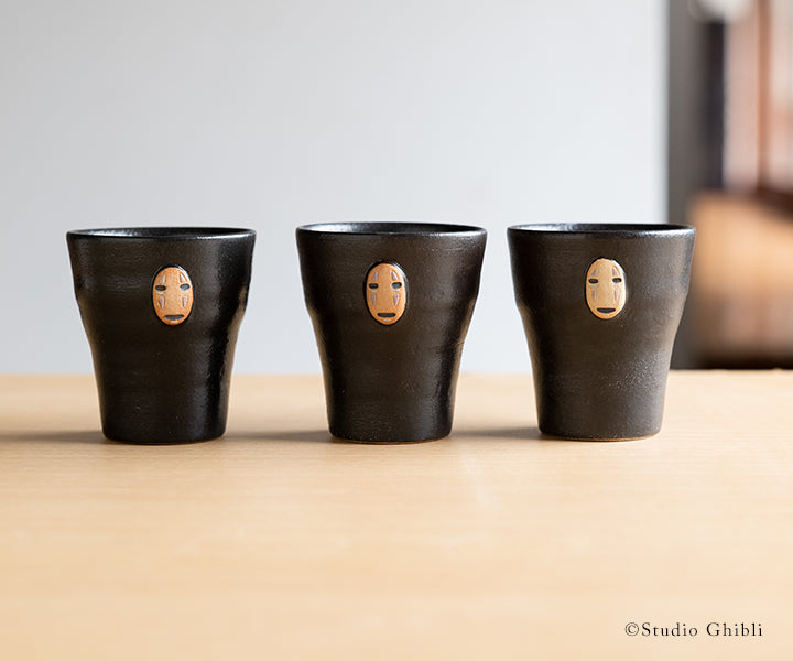 カオナシのフリーカップ 陶器 ジブリ 千と千尋の神隠し コップ – OQRUSTORE